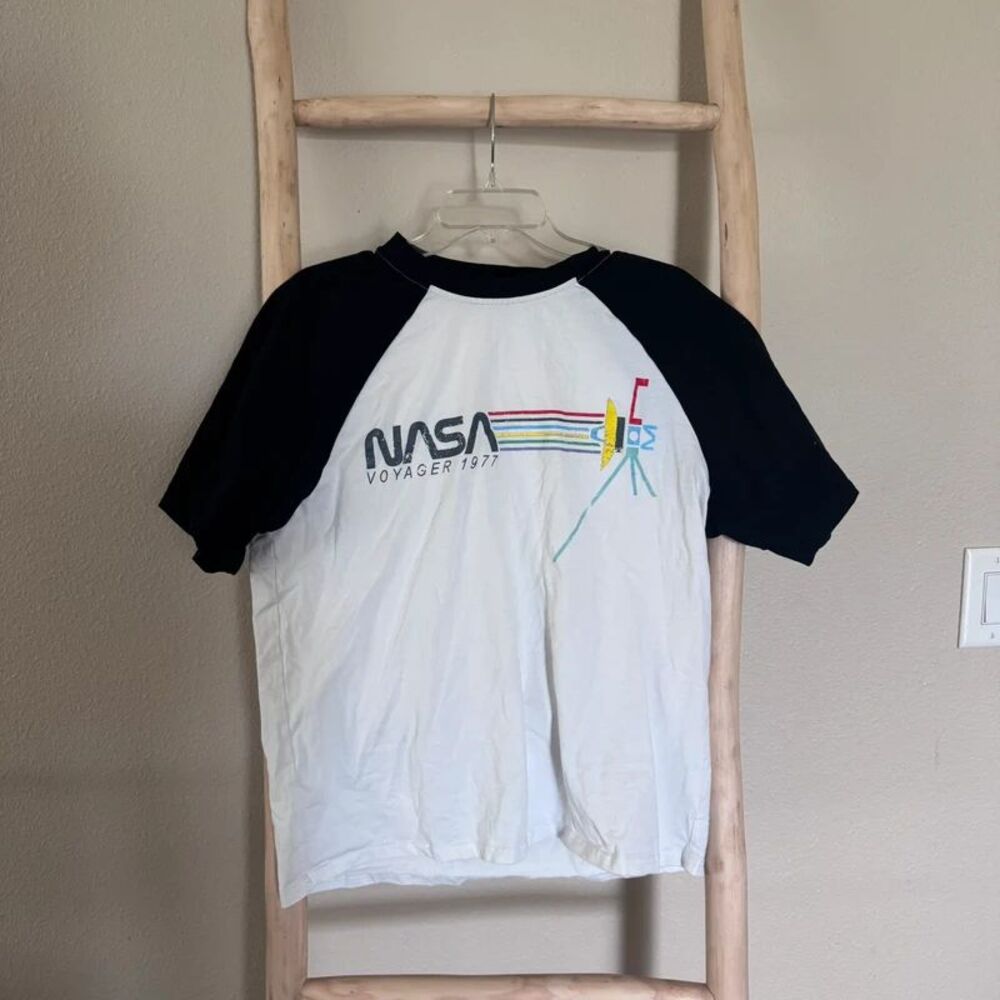 NASA Voyager 1977 Raglan Tee